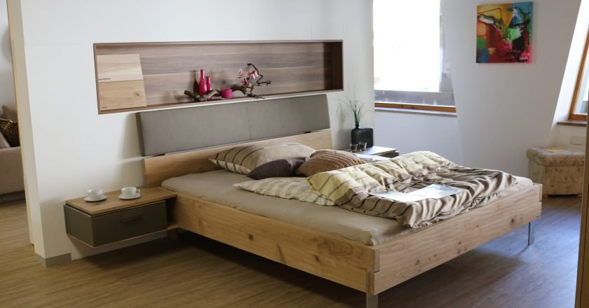 Co wpływa na popularność łóżek tapicerowanych?